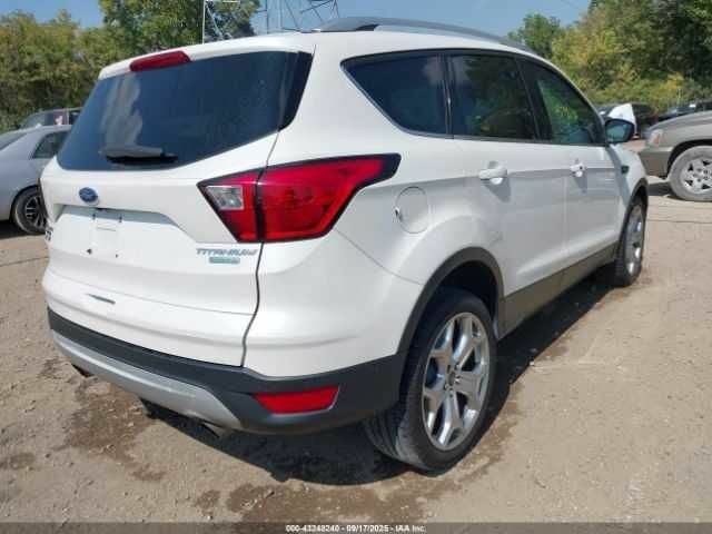 Білий Форд Ескейп, об'ємом двигуна 2 л та пробігом 149 тис. км за 3000 $, фото 3 на Automoto.ua