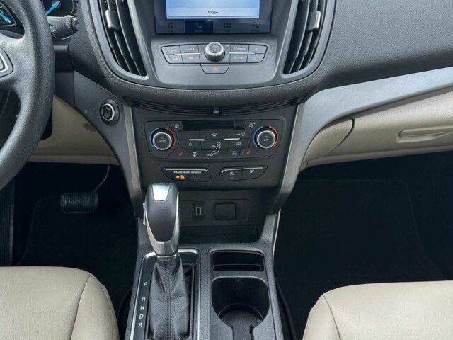 Белый Форд Эскейп, объемом двигателя 1.5 л и пробегом 120 тыс. км за 12000 $, фото 8 на Automoto.ua