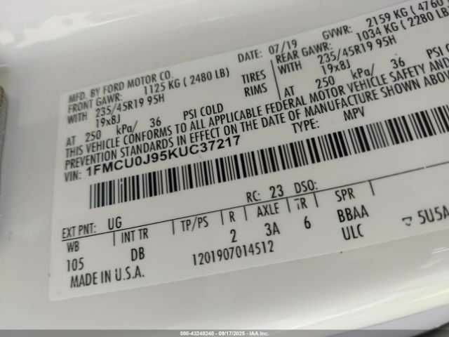 Білий Форд Ескейп, об'ємом двигуна 2 л та пробігом 149 тис. км за 3000 $, фото 8 на Automoto.ua