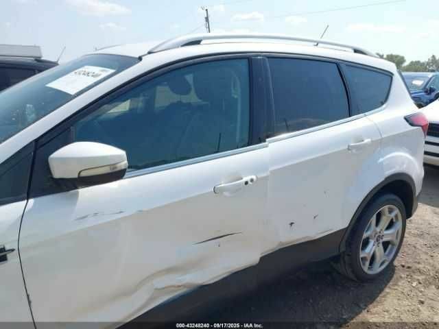 Білий Форд Ескейп, об'ємом двигуна 2 л та пробігом 149 тис. км за 3000 $, фото 13 на Automoto.ua