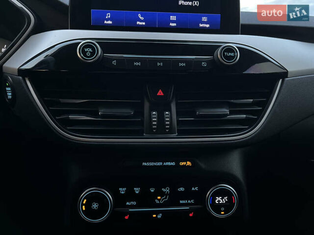 Форд Эскейп 2019 в Львове на Automoto.ua Белый Форд Эскейп, объемом двигателя 1.5 л и пробегом 129 тыс. км за 16500 $, фото 27 на Automoto.ua