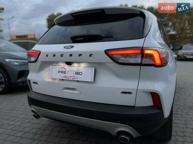 Форд Эскейп 2019 в Львове на Automoto.ua Белый Форд Эскейп, объемом двигателя 1.5 л и пробегом 129 тыс. км за 16500 $, фото 13 на Automoto.ua