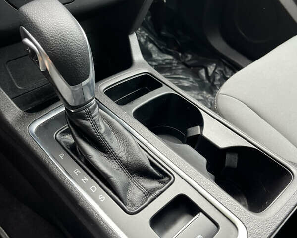 Білий Форд Ескейп, об'ємом двигуна 2.5 л та пробігом 69 тис. км за 13500 $, фото 16 на Automoto.ua