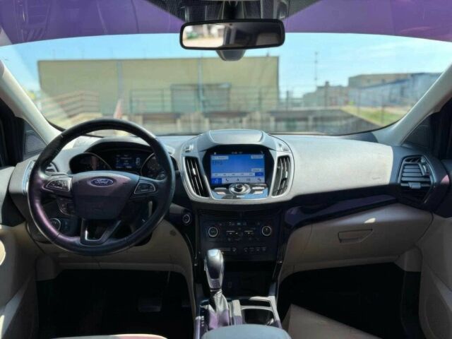 Белый Форд Эскейп, объемом двигателя 2 л и пробегом 41 тыс. км за 11200 $, фото 8 на Automoto.ua