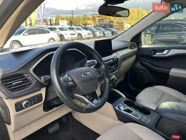 Белый Форд Эскейп, объемом двигателя 1.5 л и пробегом 117 тыс. км за 16700 $, фото 10 на Automoto.ua