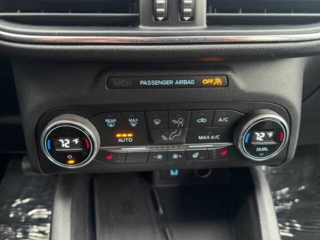 Белый Форд Эскейп, объемом двигателя 2 л и пробегом 40 тыс. км за 3250 $, фото 11 на Automoto.ua