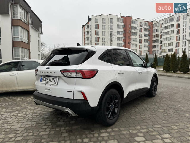 Белый Форд Эскейп, объемом двигателя 2.5 л и пробегом 73 тыс. км за 20800 $, фото 4 на Automoto.ua