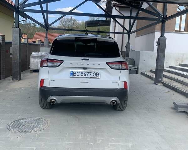 Белый Форд Эскейп, объемом двигателя 1.5 л и пробегом 49 тыс. км за 17800 $, фото 6 на Automoto.ua