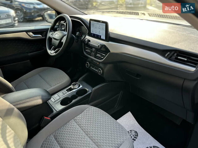 Белый Форд Эскейп, объемом двигателя 1.5 л и пробегом 110 тыс. км за 15999 $, фото 29 на Automoto.ua