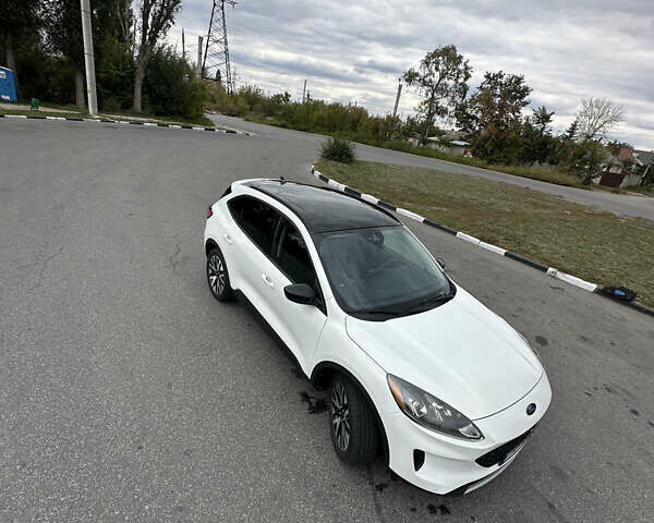 Форд Эскейп 2020 в Харькове на Automoto.ua Белый Форд Эскейп, объемом двигателя 2.5 л и пробегом 71 тыс. км за 22500 $, фото 12 на Automoto.ua