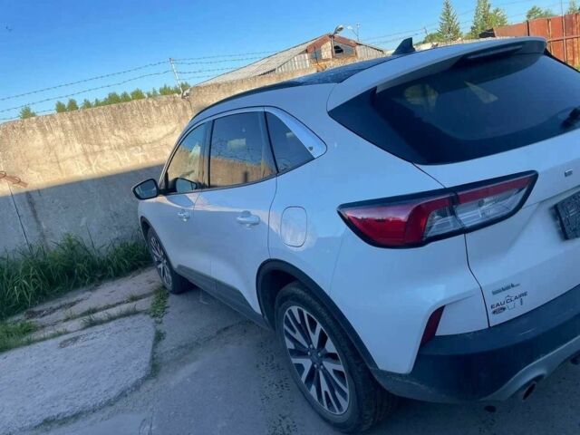 Білий Форд Ескейп, об'ємом двигуна 2 л та пробігом 79 тис. км за 19000 $, фото 4 на Automoto.ua