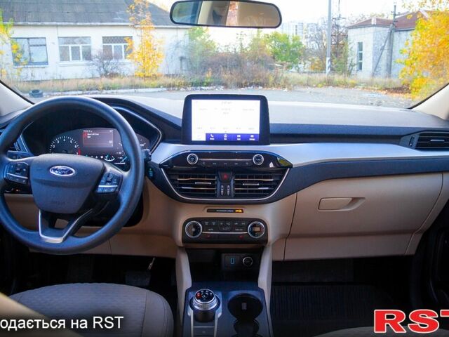 Белый Форд Эскейп, объемом двигателя 1.5 л и пробегом 113 тыс. км за 16900 $, фото 12 на Automoto.ua