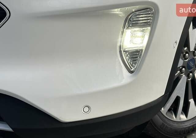 Белый Форд Эскейп, объемом двигателя 2.49 л и пробегом 73 тыс. км за 24400 $, фото 29 на Automoto.ua