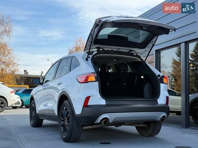 Білий Форд Ескейп, об'ємом двигуна 2.5 л та пробігом 60 тис. км за 19500 $, фото 64 на Automoto.ua