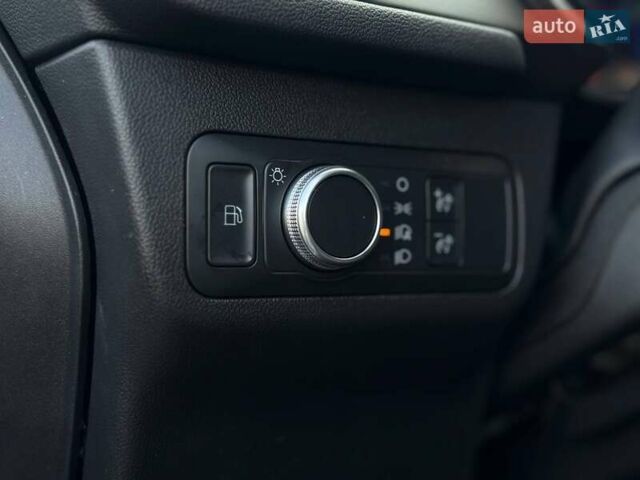 Білий Форд Ескейп, об'ємом двигуна 2.5 л та пробігом 60 тис. км за 19500 $, фото 27 на Automoto.ua