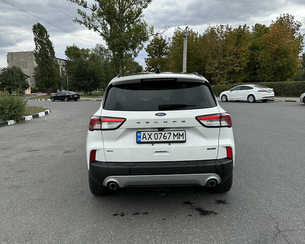 Форд Эскейп 2020 в Харькове на Automoto.ua Белый Форд Эскейп, объемом двигателя 2.5 л и пробегом 71 тыс. км за 22500 $, фото 6 на Automoto.ua
