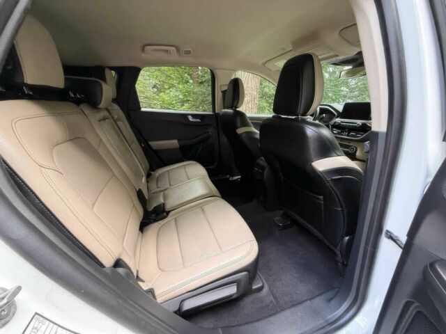 Білий Форд Ескейп, об'ємом двигуна 2 л та пробігом 48 тис. км за 11000 $, фото 10 на Automoto.ua