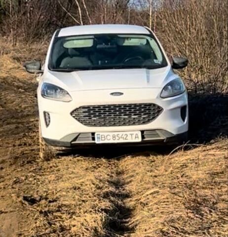 Белый Форд Эскейп, объемом двигателя 2.5 л и пробегом 78 тыс. км за 20300 $, фото 12 на Automoto.ua