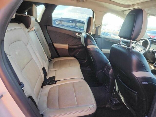 Белый Форд Эскейп, объемом двигателя 0 л и пробегом 67 тыс. км за 3500 $, фото 9 на Automoto.ua