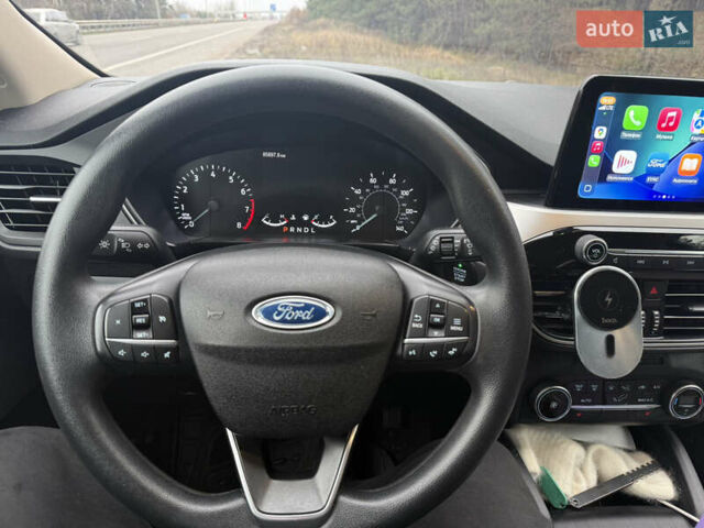 Белый Форд Эскейп, объемом двигателя 1.5 л и пробегом 84 тыс. км за 16700 $, фото 5 на Automoto.ua