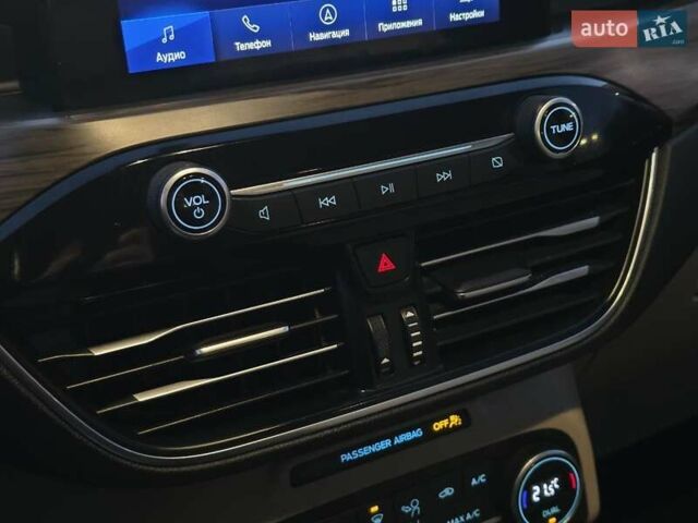 Форд Эскейп 2020 в Тернополе на Automoto.ua Белый Форд Эскейп, объемом двигателя 2 л и пробегом 89 тыс. км за 17499 $, фото 42 на Automoto.ua