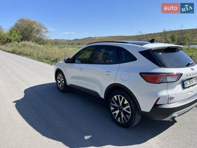 Форд Эскейп 2020 в Золочев на Automoto.ua Белый Форд Эскейп, объемом двигателя 2.5 л и пробегом 85 тыс. км за 21200 $, фото 3 на Automoto.ua