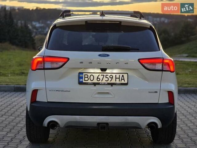 Форд Эскейп 2020 в Тернополе на Automoto.ua Белый Форд Эскейп, объемом двигателя 2 л и пробегом 89 тыс. км за 17499 $, фото 13 на Automoto.ua