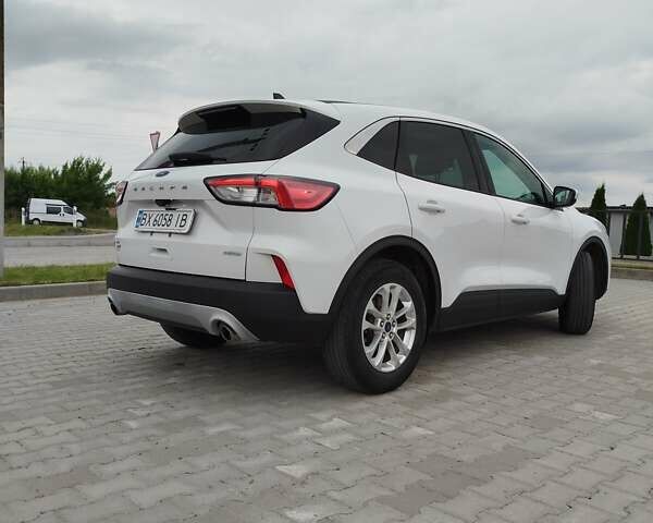 Білий Форд Ескейп, об'ємом двигуна 1.5 л та пробігом 79 тис. км за 15600 $, фото 8 на Automoto.ua