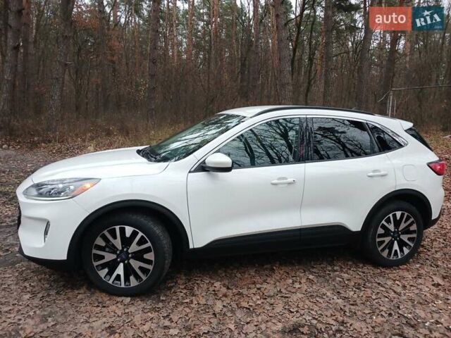 Білий Форд Ескейп, об'ємом двигуна 2 л та пробігом 58 тис. км за 19000 $, фото 8 на Automoto.ua