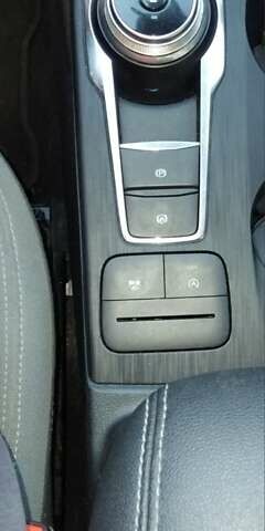 Белый Форд Эскейп, объемом двигателя 1.5 л и пробегом 149 тыс. км за 15000 $, фото 15 на Automoto.ua