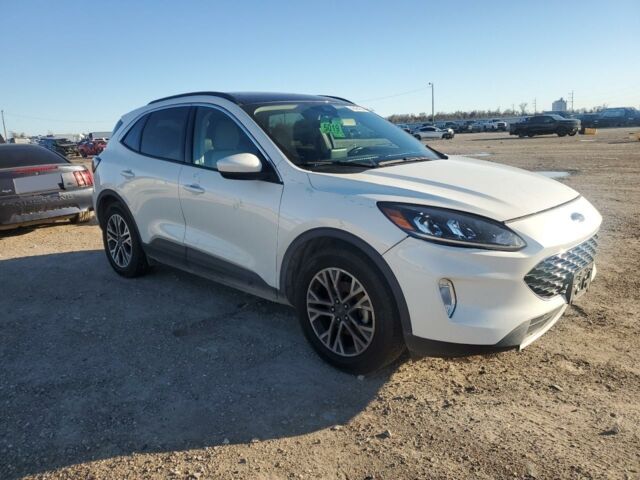 Белый Форд Эскейп, объемом двигателя 1.5 л и пробегом 80 тыс. км за 13500 $, фото 2 на Automoto.ua