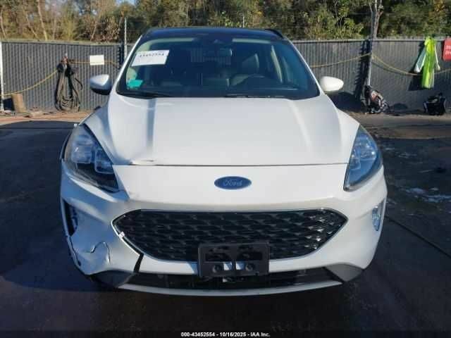 Белый Форд Эскейп, объемом двигателя 2.5 л и пробегом 98 тыс. км за 5500 $, фото 11 на Automoto.ua