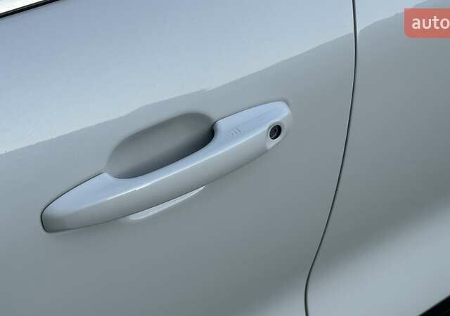 Белый Форд Эскейп, объемом двигателя 2.49 л и пробегом 73 тыс. км за 24400 $, фото 14 на Automoto.ua