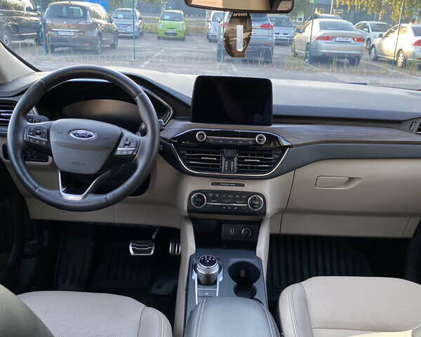 Форд Эскейп 2020 в Запорожье на Automoto.ua Белый Форд Эскейп, объемом двигателя 2 л и пробегом 83 тыс. км за 20300 $, фото 9 на Automoto.ua