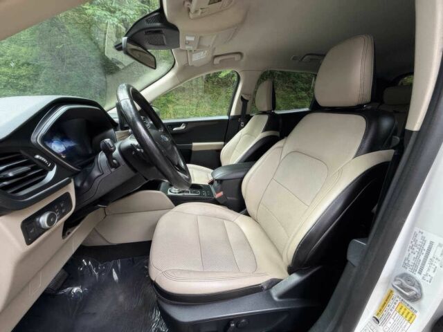 Білий Форд Ескейп, об'ємом двигуна 2 л та пробігом 48 тис. км за 11000 $, фото 8 на Automoto.ua