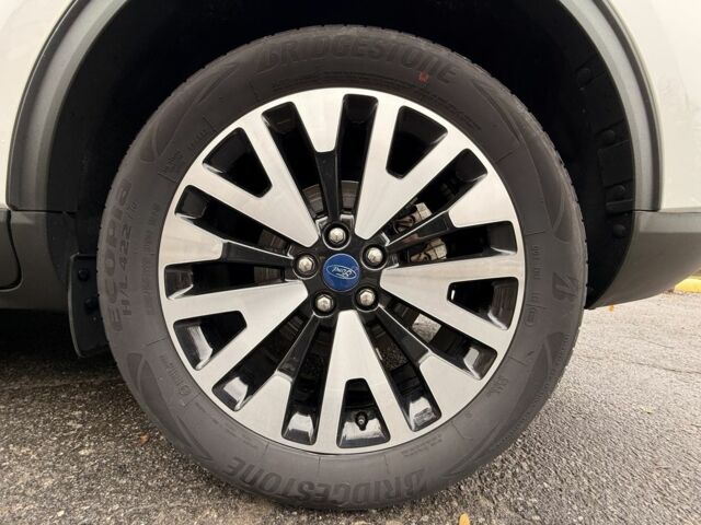 Белый Форд Эскейп, объемом двигателя 2.5 л и пробегом 72 тыс. км за 22400 $, фото 22 на Automoto.ua