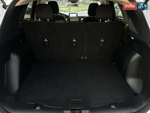 Белый Форд Эскейп, объемом двигателя 1.5 л и пробегом 110 тыс. км за 15999 $, фото 15 на Automoto.ua