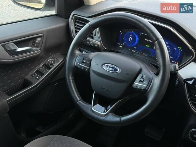 Білий Форд Ескейп, об'ємом двигуна 2.5 л та пробігом 60 тис. км за 19500 $, фото 47 на Automoto.ua