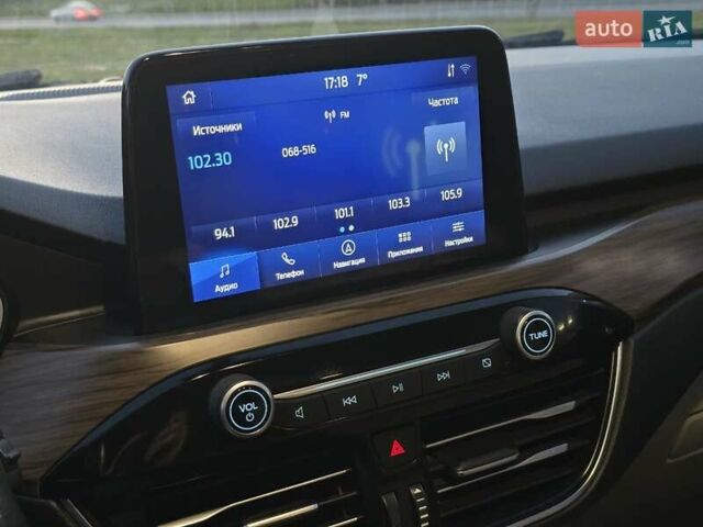 Форд Эскейп 2020 в Тернополе на Automoto.ua Белый Форд Эскейп, объемом двигателя 2 л и пробегом 89 тыс. км за 17499 $, фото 41 на Automoto.ua