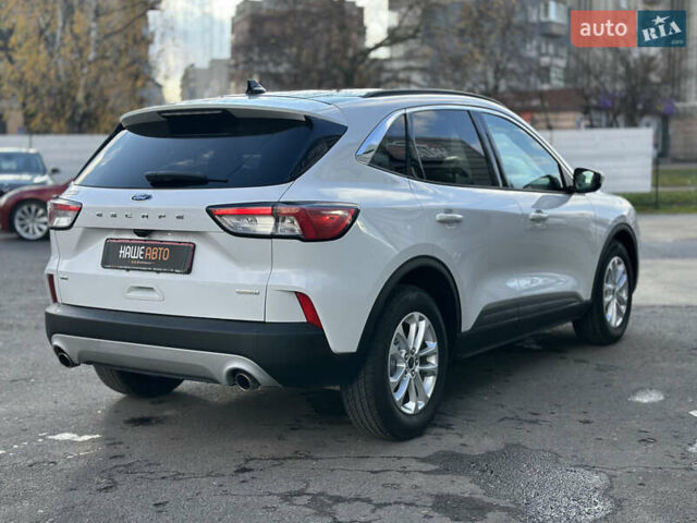 Белый Форд Эскейп, объемом двигателя 1.5 л и пробегом 110 тыс. км за 15999 $, фото 17 на Automoto.ua