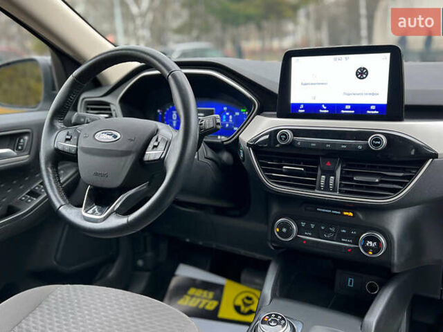 Білий Форд Ескейп, об'ємом двигуна 2.49 л та пробігом 78 тис. км за 21500 $, фото 18 на Automoto.ua