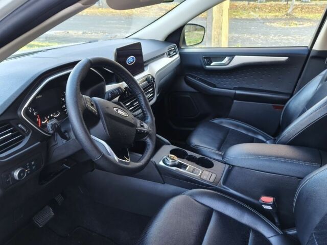 Білий Форд Ескейп, об'ємом двигуна 0 л та пробігом 100 тис. км за 17900 $, фото 7 на Automoto.ua