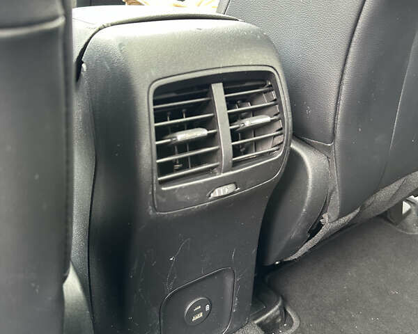 Форд Эскейп 2020 в Харькове на Automoto.ua Белый Форд Эскейп, объемом двигателя 2.5 л и пробегом 71 тыс. км за 22500 $, фото 20 на Automoto.ua