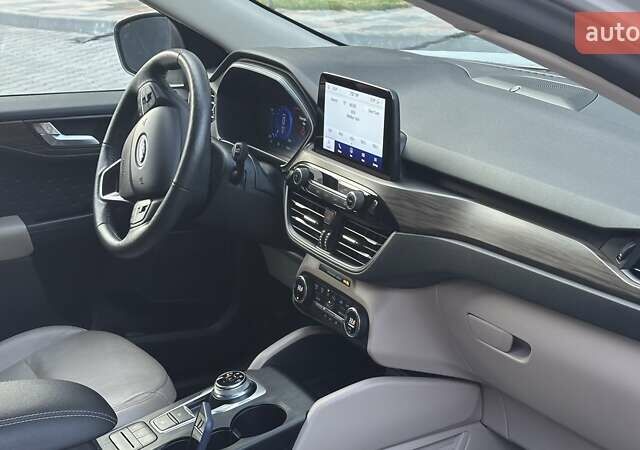 Белый Форд Эскейп, объемом двигателя 2.49 л и пробегом 73 тыс. км за 24400 $, фото 53 на Automoto.ua