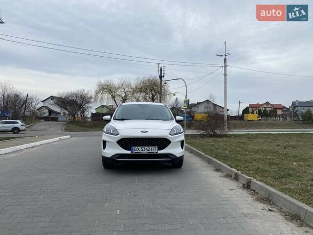 Белый Форд Эскейп, объемом двигателя 1.5 л и пробегом 87 тыс. км за 15900 $, фото 2 на Automoto.ua