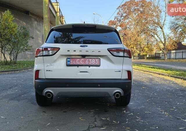 Білий Форд Ескейп, об'ємом двигуна 1.5 л та пробігом 101 тис. км за 17900 $, фото 8 на Automoto.ua
