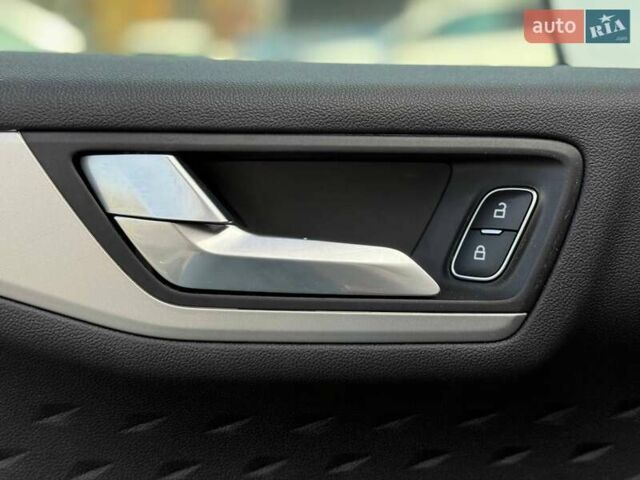 Білий Форд Ескейп, об'ємом двигуна 2.5 л та пробігом 60 тис. км за 19500 $, фото 24 на Automoto.ua