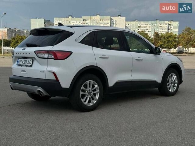 Белый Форд Эскейп, объемом двигателя 1.5 л и пробегом 129 тыс. км за 16000 $, фото 7 на Automoto.ua