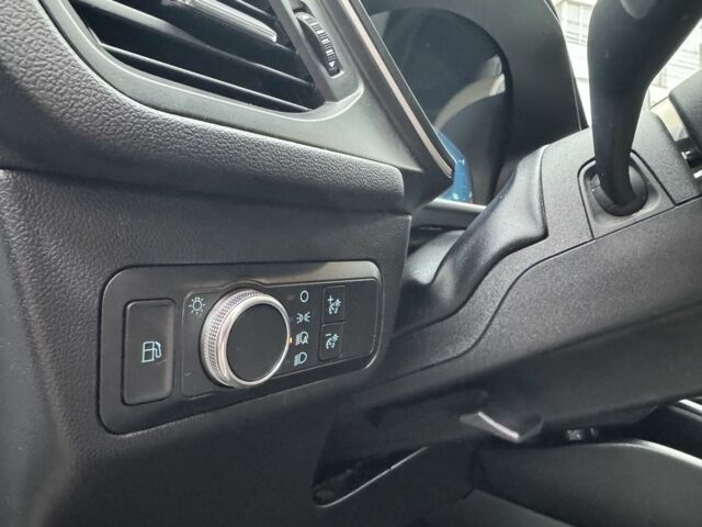 Белый Форд Эскейп, объемом двигателя 2.5 л и пробегом 78 тыс. км за 20300 $, фото 6 на Automoto.ua