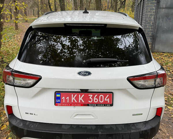 Белый Форд Эскейп, объемом двигателя 1.5 л и пробегом 145 тыс. км за 14000 $, фото 6 на Automoto.ua